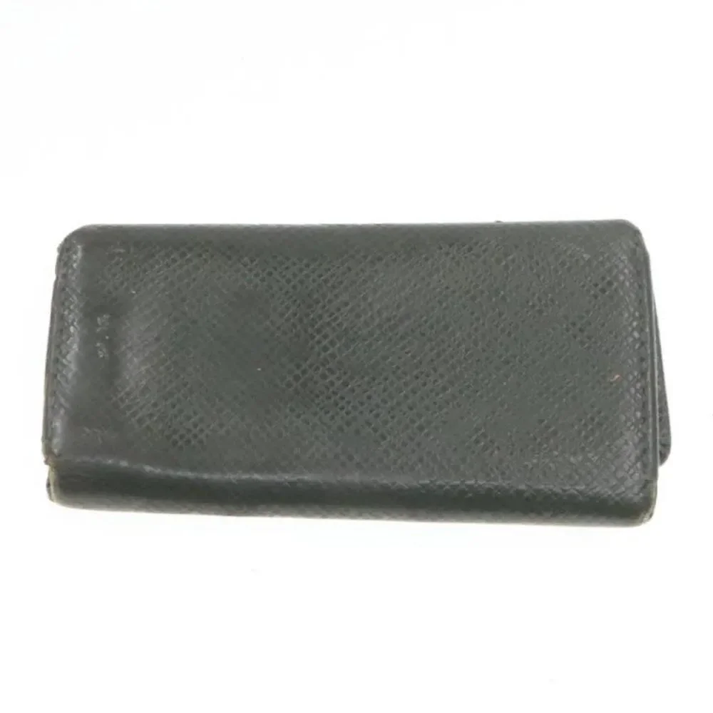 Louis Vuitton Taiga Key Holder/Wallet #1046💥PRICE DROP💥